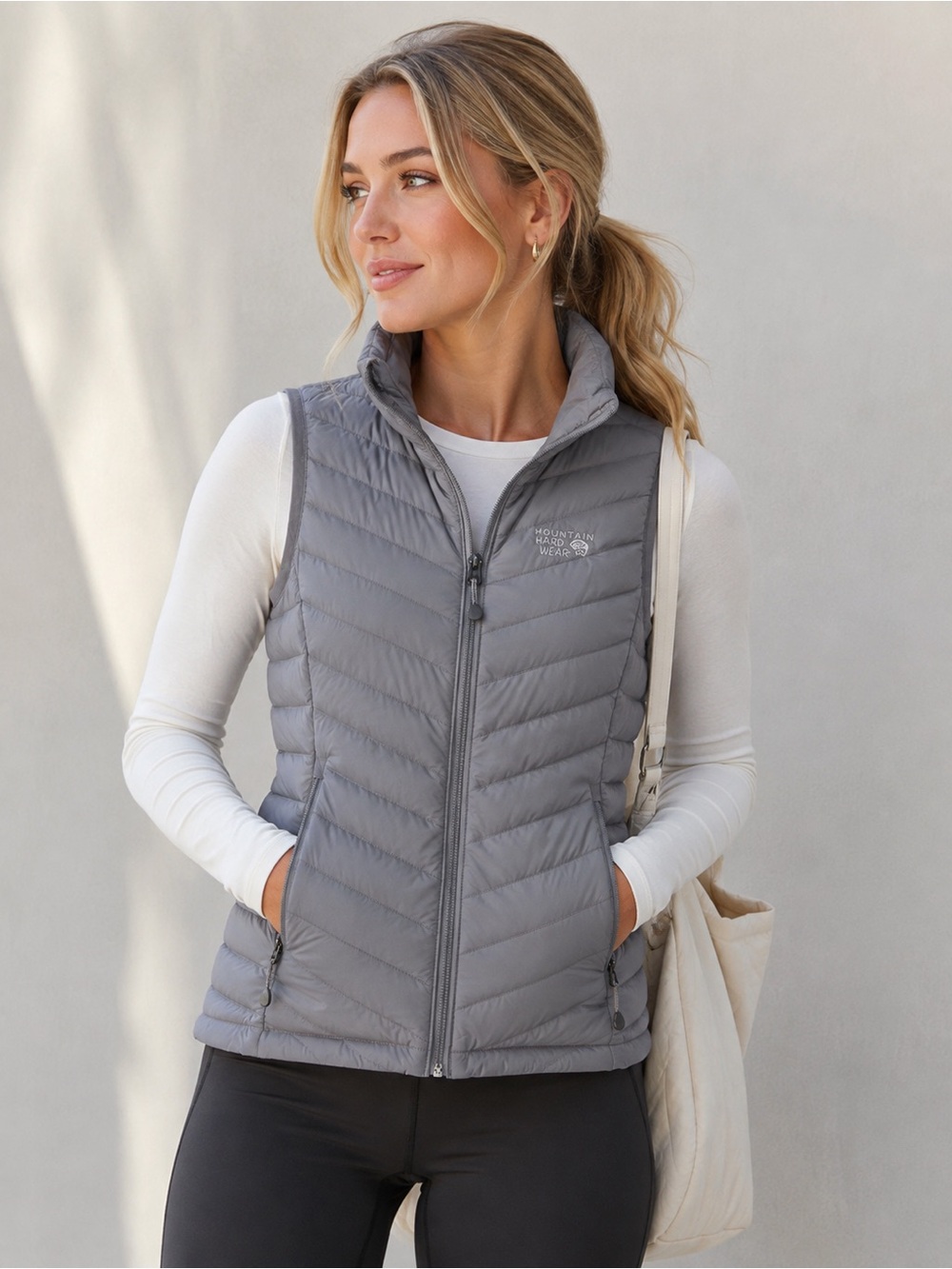 Mountain Hardwear Women’s Nitrous 800 Down Quilted Vest Lightweight Outdoors